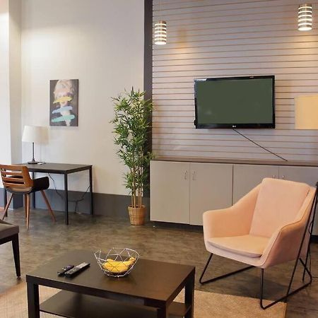 Suite #B, Industrial Styling, Ac Halifax Eksteriør bilde