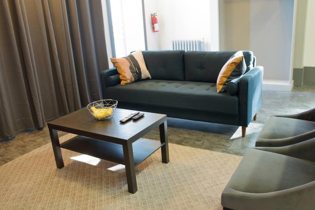 Suite #B, Industrial Styling, Ac Halifax Eksteriør bilde