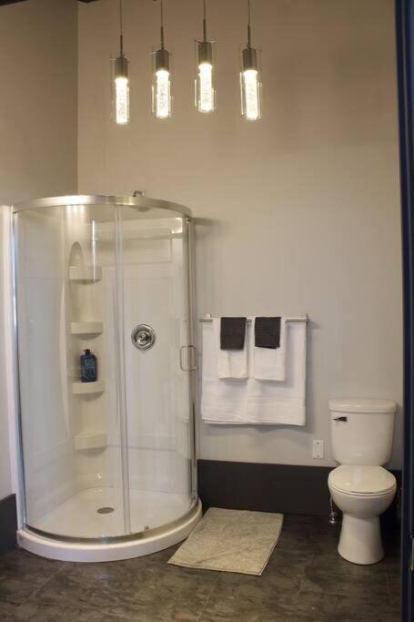 Suite #B, Industrial Styling, Ac Halifax Eksteriør bilde